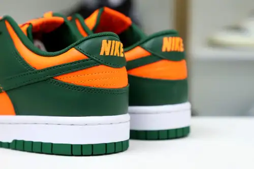 Nike Dunk Retro Minami Hurricanes 