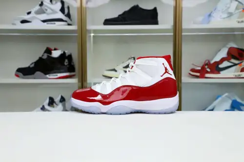 Air Jordan 11 