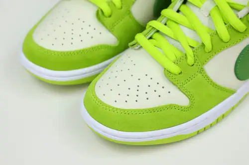 Nike Sb Dunk Low Green Apple 2022 
