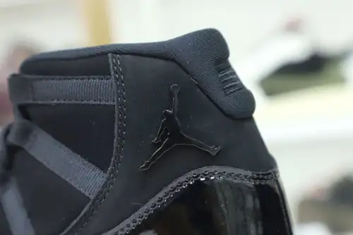 Air Jordan 11 Retro 