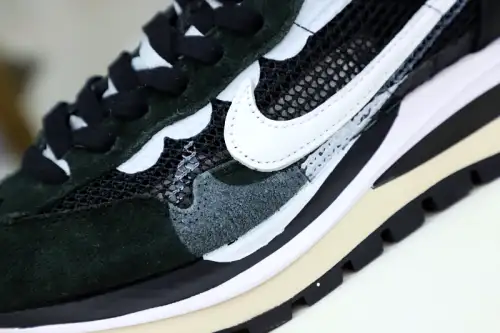 Sacai X Vaporwaffle 