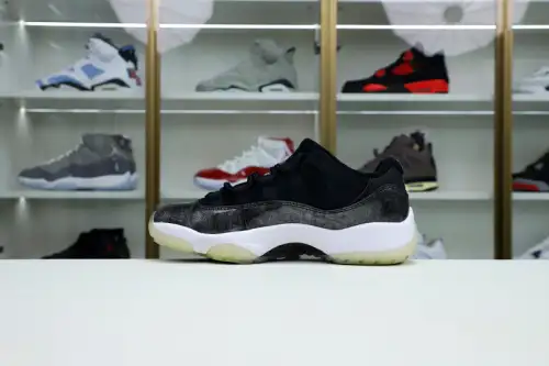 Jordan Air Jordan 11 Retro Low Barons 