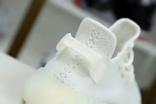 Yeezy Boost 350 V2 