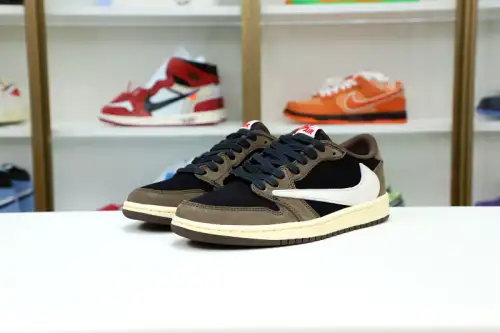 Travis Scott X Jordan Air Jordan 1Low Og Ts Sp 