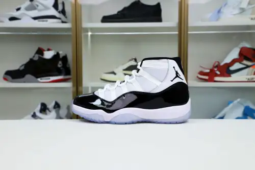 Air Jordan 11 Retro 