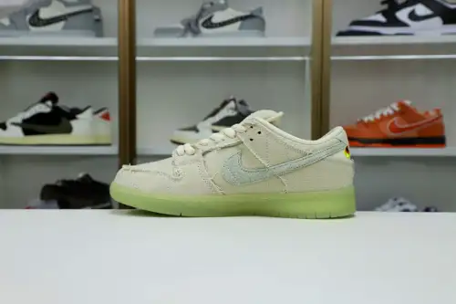 Nike Sb Dunk Low Mummy 