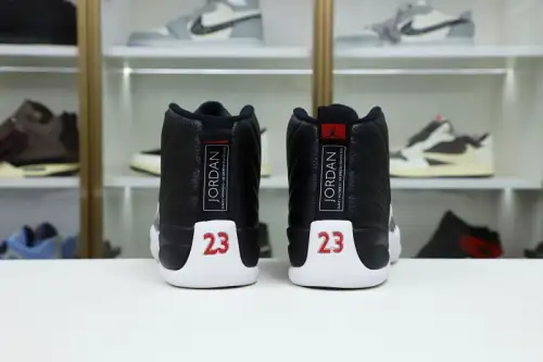 Air Jordan 12 Retro Playoffs 2022 