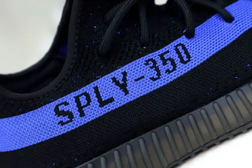 Yeezy Boost 350 V2 