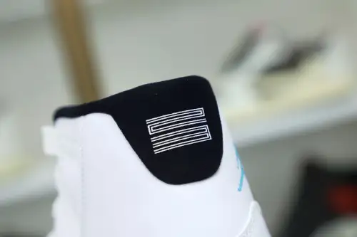 Jordan Air Jordan 11 Retro Legend Blue 