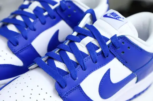 Nike Dunk Low Kentucky 