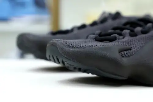 Yeezy 450 