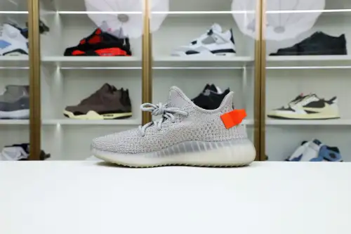 Yeezy Boost 350 V2 “Tail 