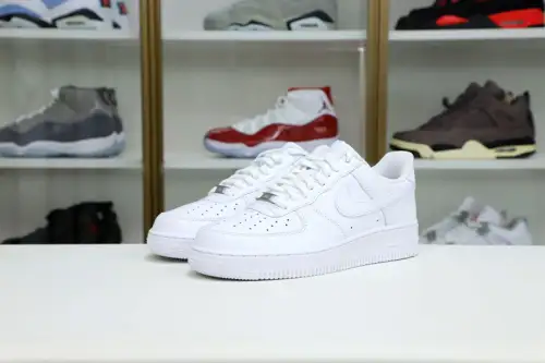 Nike Air Force 1 Low 