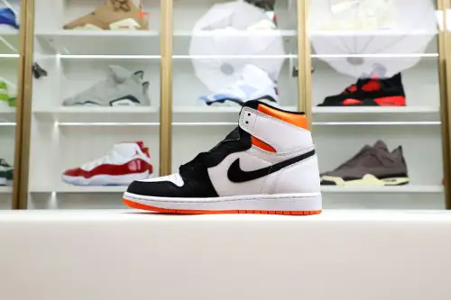 Air Jordan 1 Retro High Og Electro Orange