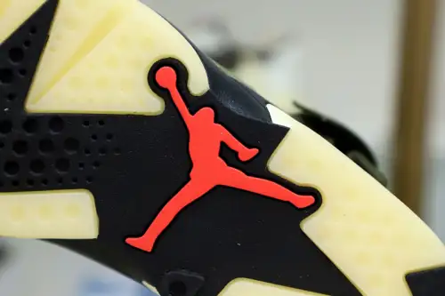 Travis Scott X Air Jordan 6 Retro 