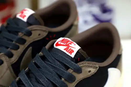 Travis Scott X Jordan Air Jordan 1Low Og Ts Sp 