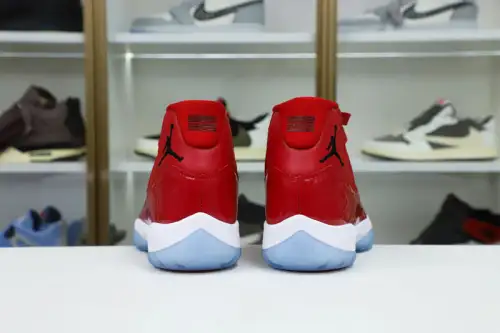 Jordan 11 Retro Win Like 96 378037-623 