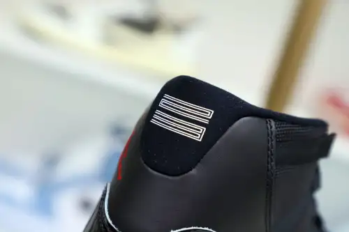 Air Jordan 11 Retro 