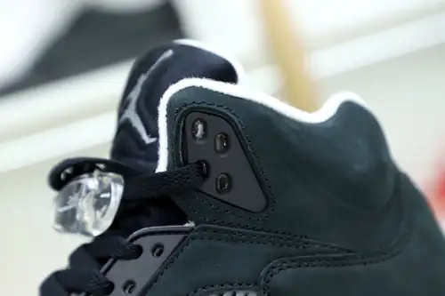 Air Jordan 5 Retro 