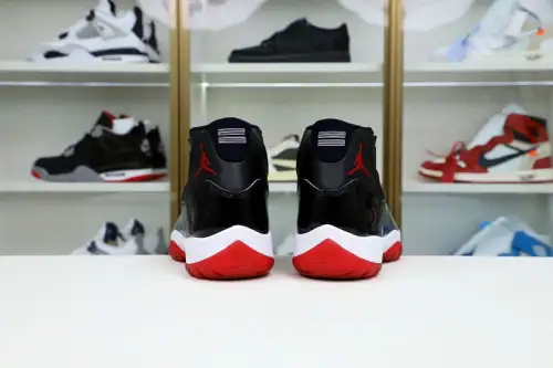 Air Jordan 11 Retro 