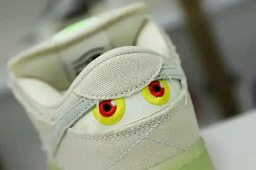 Nike Sb Dunk Low Mummy 