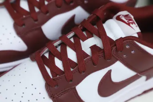 Nike Dunk Lowretro 