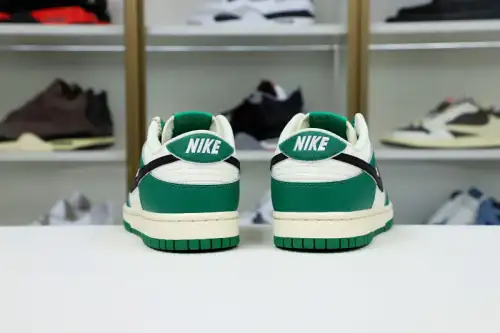 Nike Dunk Low Retro Se Lottery Jackpot 
