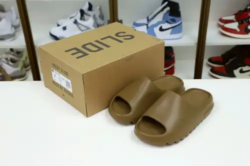 Yeezy Slides G55492 9ADC33