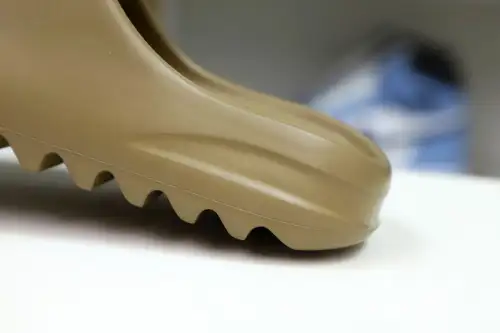 Yeezy Slide Brownfv8425 