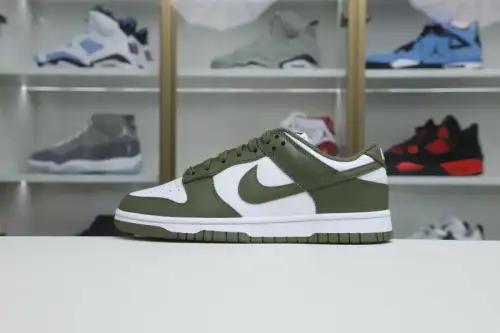 Nike Dunk Low 