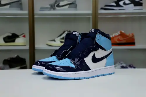 Wmns Air Jordan 1 Retro High Og 