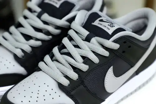 Dunk Sb 「 Shadow」 