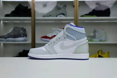 Air Jordan 1 High Zoom 