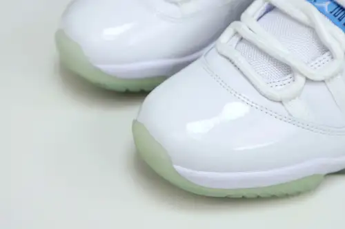 Air Jordan 11 Retro Low Legend Blue 
