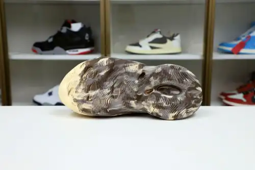 Yeezy Foam Runner 