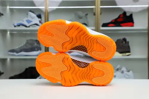 Wmns Air Jordan 11 Retro Low 