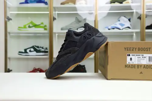 Yeezy Boost 700 