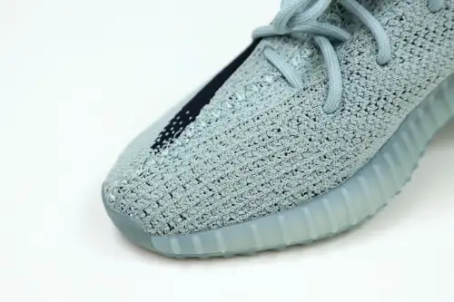 Yeezy Boost 350 V2 