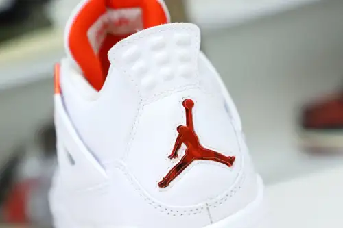 Jordan Air Jordan 4 Retro“Orange Metallic 