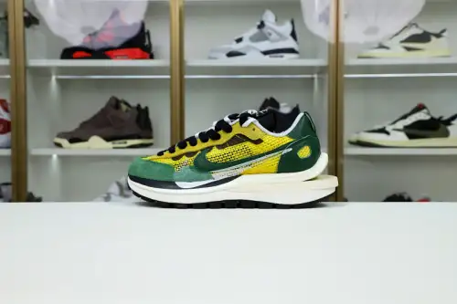 Sacai X Vaporwaffle 