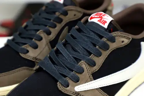 Travis Scott X Jordan Air Jordan 1Low Og Ts Sp 