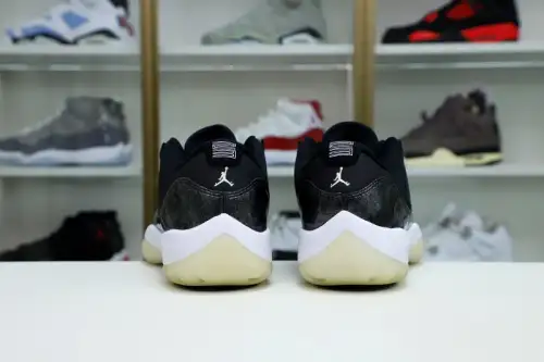 Jordan Air Jordan 11 Retro Low Barons 