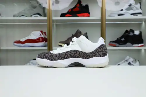Air Jordan 11 