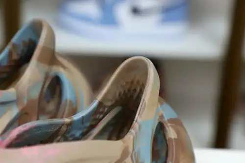 Yeezy Foam Rnnr Mx Sand Grey 