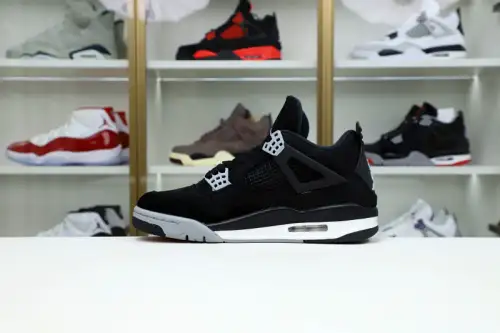 Air Jordan 4 