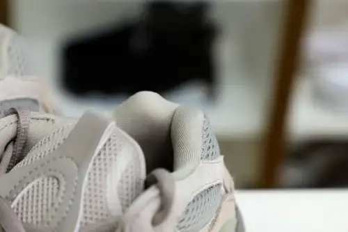 Yeezy 500 