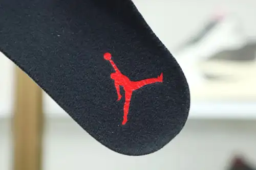 Air Jordan 12 Retro Playoffs 2022 