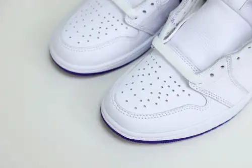 Air Jordan 1 High Og Court Purple 