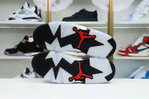 Air Jordan 6 Red Oreo 