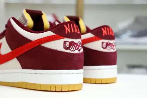 Nike Dunk Sb Low Skate Like A Girl 